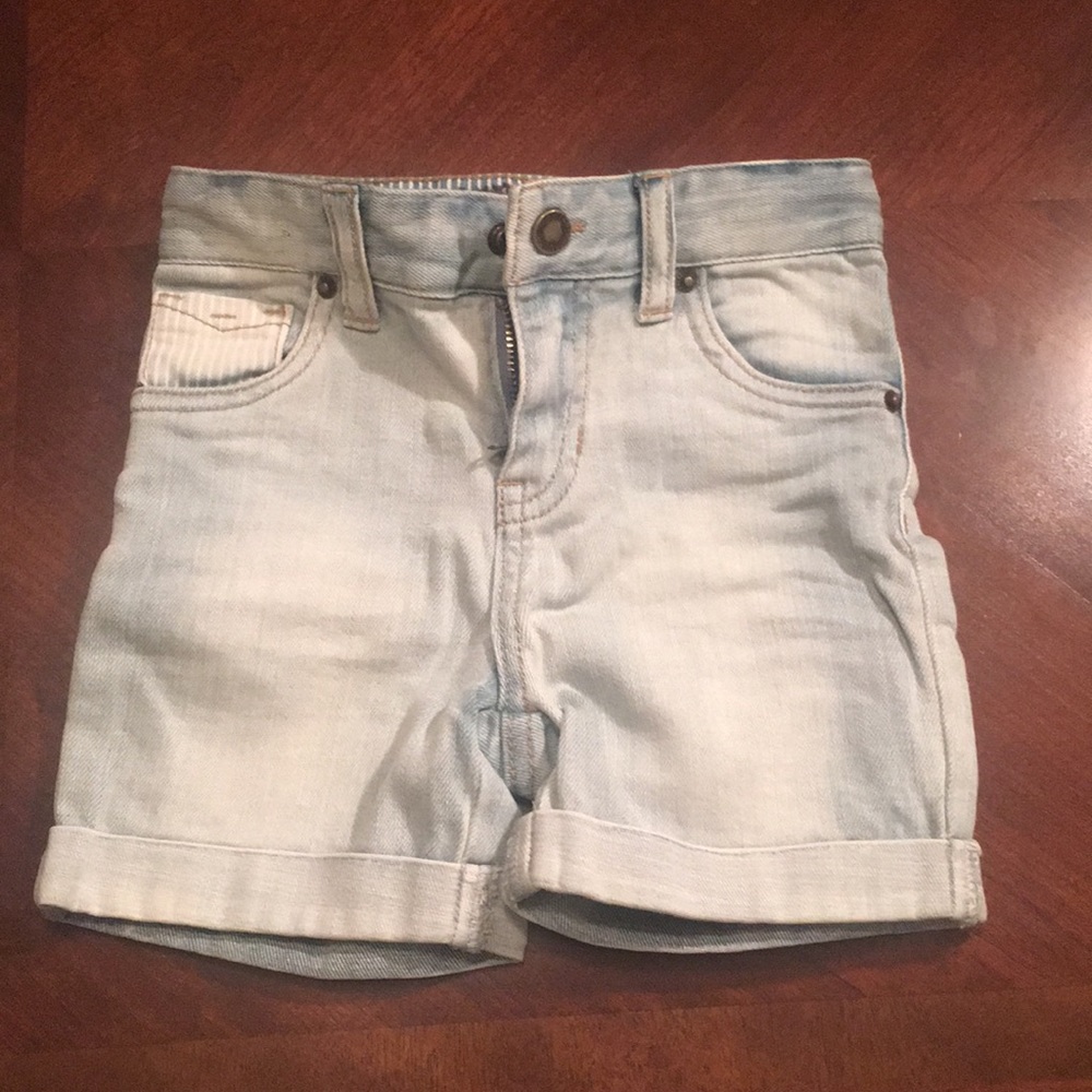 👖NWT Boys’ Light Wash Jean Shorts OshKosh👖